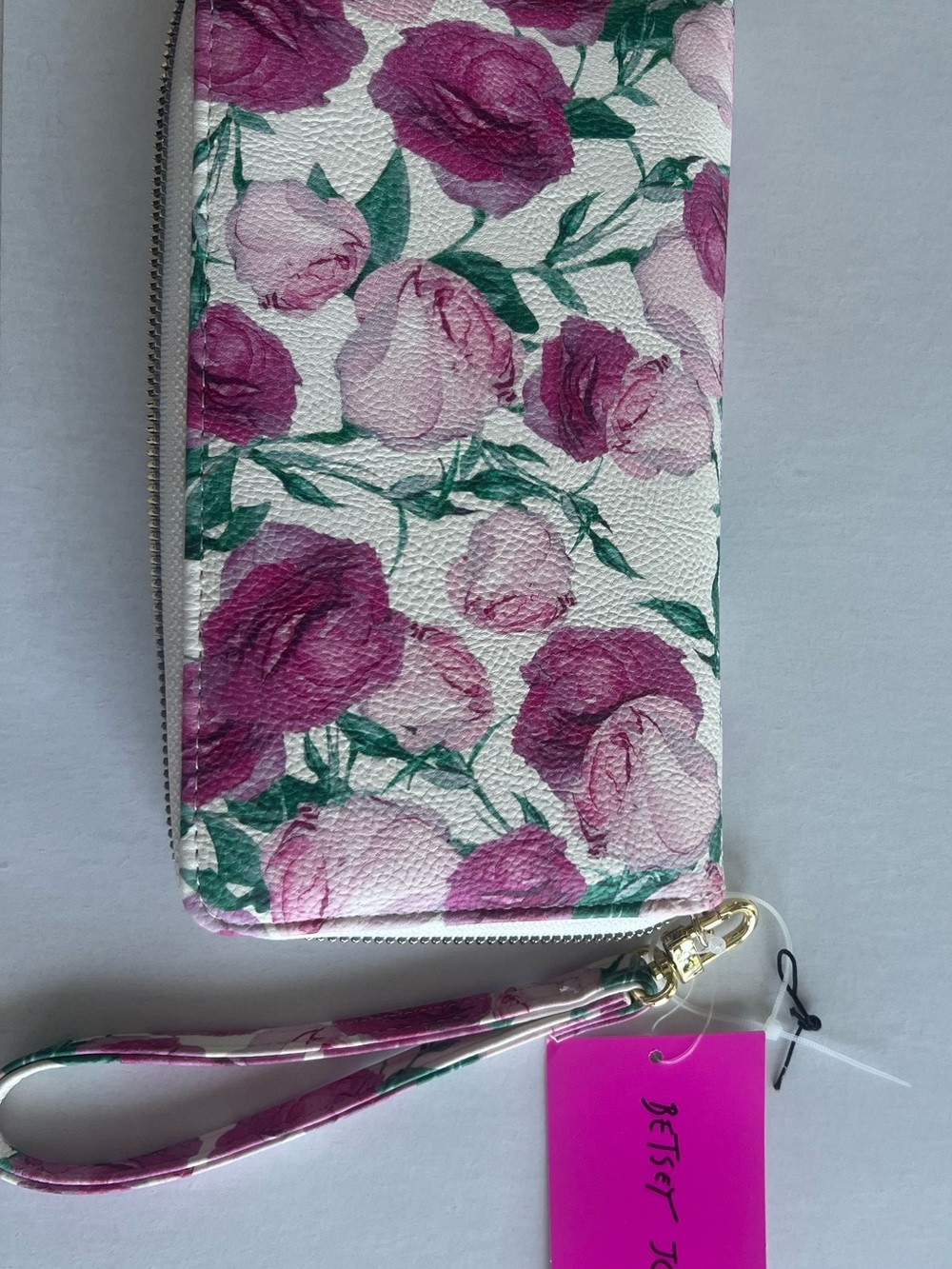 Betsey Johnson Floral Zip Around Wristlet Wallet – NWT – Pink/White Multi - Picture 3 of 11